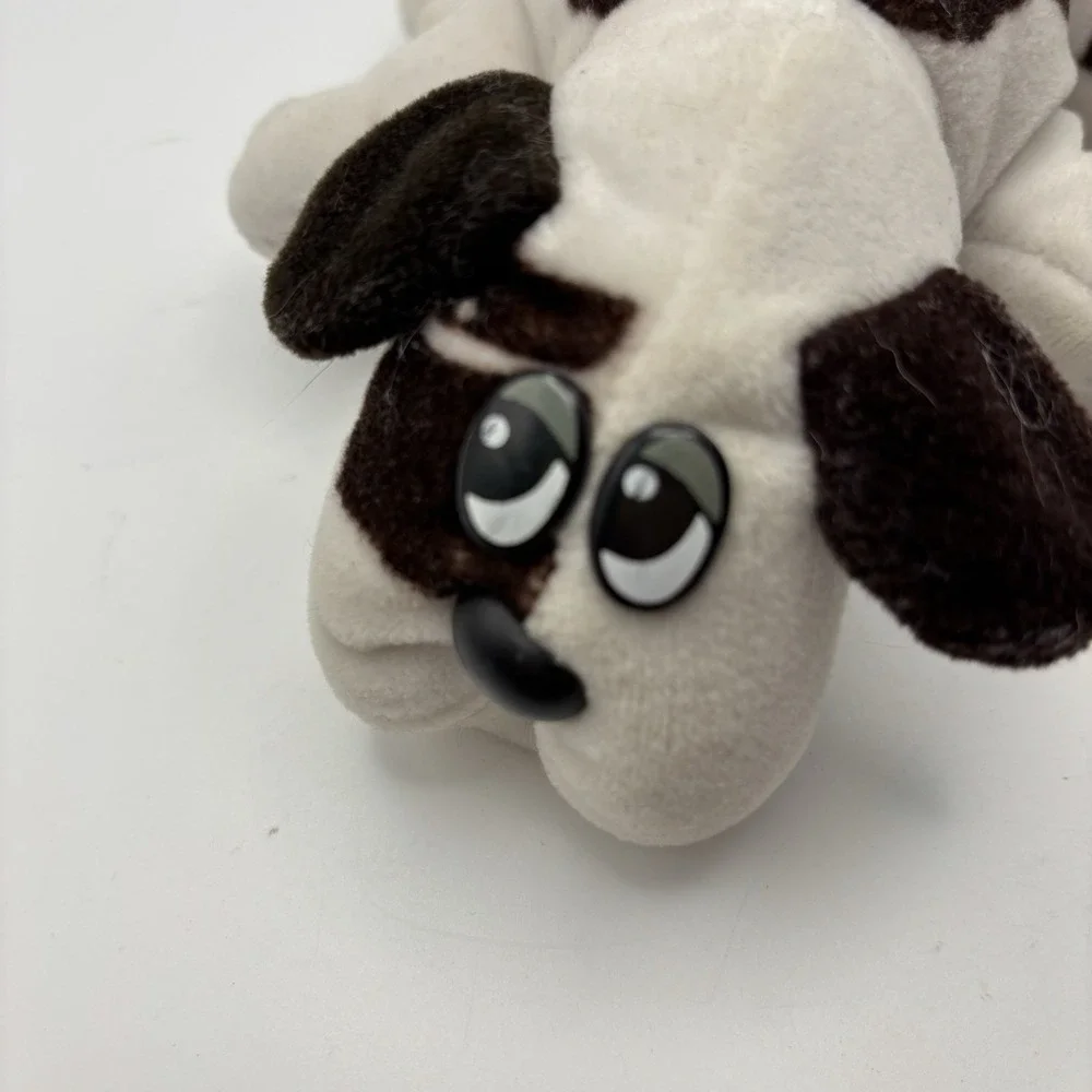 Pound Puppies Brown  & White  7